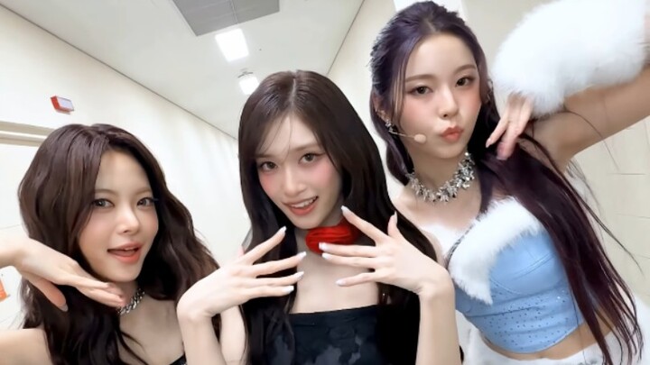 Li Rui × Hong Eun-chae × Jang Gyu-jin 𝑃𝑟𝑒𝑡𝑡𝑦 𝐺𝑖𝑟𝑙𝑠 🖤🥀🩵