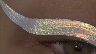 A recent trend uses this "blue diamond" filter + white eyeshadow