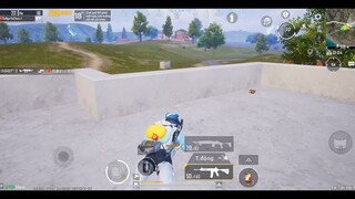 PUBG Mobile - Khi Bạn Đối Mặt Với Team 4 Mà Chỉ Còn 8 Viên Đạn _ Chảo Thần Thánh