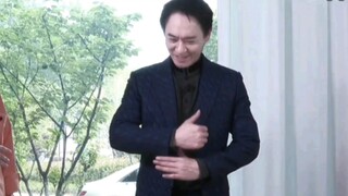 [Xiu Qing] การแสดงในละครแต่งตัวไม่ได้เกี่ยวกับการทำตัวสบายๆ หรือยืนในท่าทหารจริงๆ! เชิญเข้ามาเรียนรู
