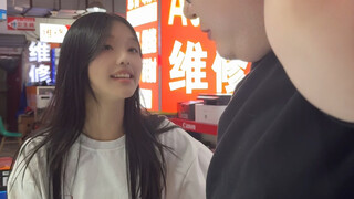 Bought a phone for 5 yuan, sold it back for 200 yuan