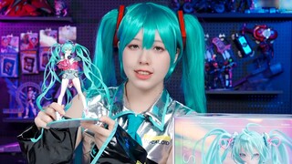 Hatsune telah keluar dari lukisan! GSC Yoneyama Mai Hatsune~