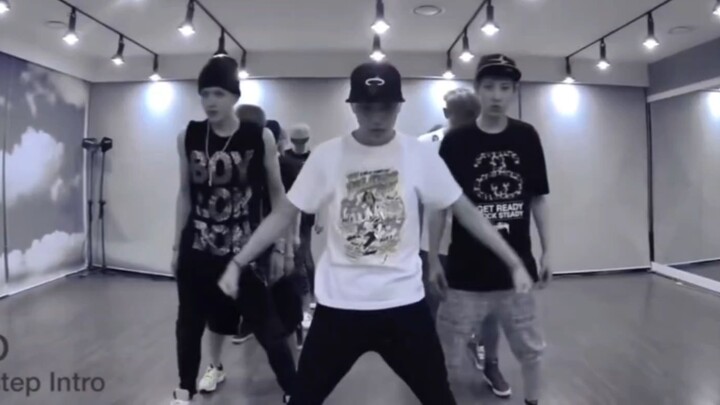 Who can understand just how awesome this intro is?