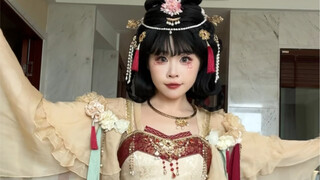 Di acara komik di Yancheng! Aku menerima kipas dukunganku