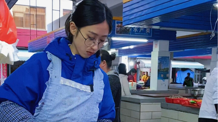 亦是风雪 即是霜，拿起刀来是生活，放下刀去“诗”远方
