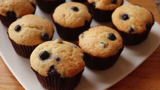 บลูเบอรี่โยเกิร์ตมัฟฟิน (Blueberry Yogurt Muffins)