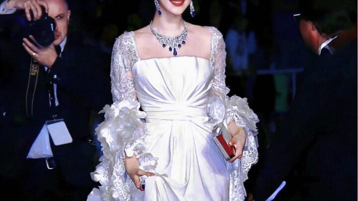 The only female star in the domestic entertainment industry who dares to be as fat as 130 pounds and