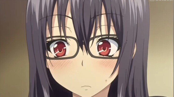 seorang gadis cantik diam diam bermain🤤🥵😋