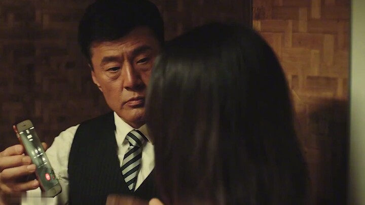 Đây chính là sức mạnh tiền bạc trong truyền thuyết ư? Đáng giận quá, cuối cùng lại bị hắn lừa!