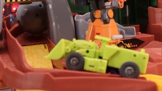 Rough but delicate! The Autobots are good guys! NA Sledgehammer Stop Motion Animation