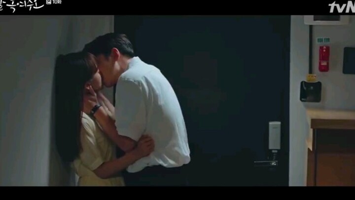 Super Sweet Kiss Scene of Ji Chang Wook. Who Can Resist It?