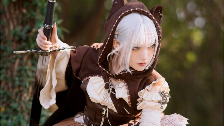 Lolita Short Film | The Hunter: Combat-Style Cat