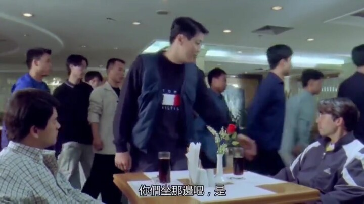 Dulu memang kacau balau. Asal berani dan punya sedikit akal, sekarang sudah jadi miliarder atau bahk