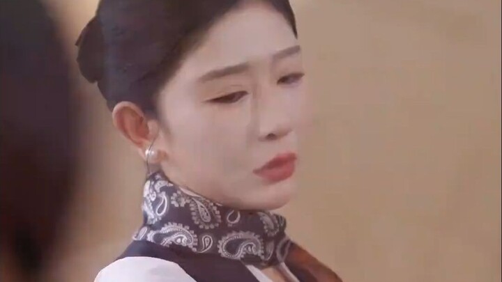 Đưa thêm chín vạn, cô ấy lại mắng ân nhân là kẻ lừa đảo!