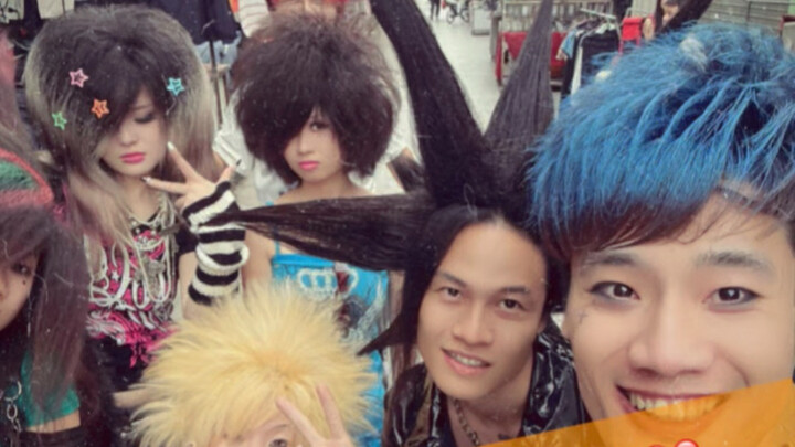 Kamu bisa kembali ke masa lalu, tapi di sana sudah tidak ada orang lagi...