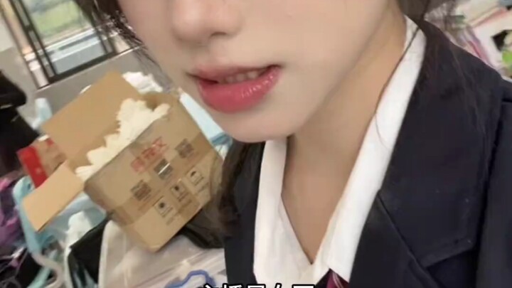 Do you think the lesbian streamer has won her over?