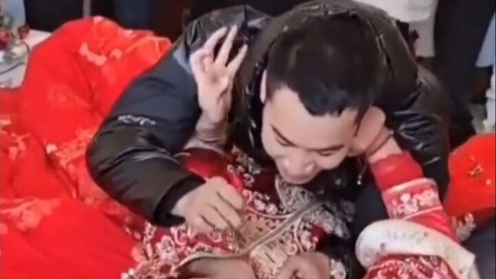 Homo Sapiens TV’s Wedding Prank: The groom is held down, left to watch as the bride becomes the targ