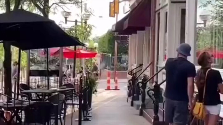 Đột nhiên vô cùng ghen tị những người biết vẽ tranh.