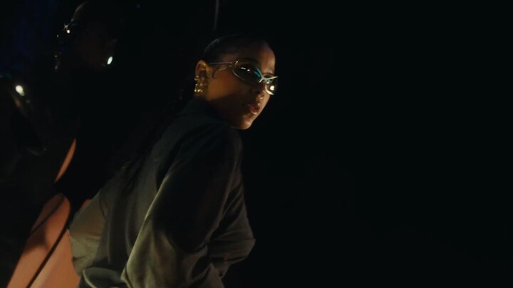 Bad Gyal Ft. Young Miko & Tokischa - Chulo (Oficial 2023).-