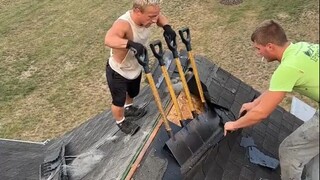 屋顶翻新，拆卸和安装的过程都看得很过瘾，新的解压视频+1