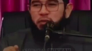 Salah Satu Tanda Allah Jauh dari Kita (Ustad Muhammad Nuzul Dzikri)