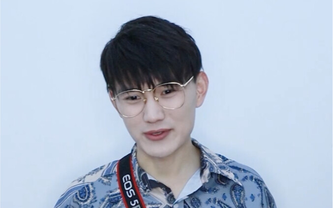 Tugas dari jurusan yang berbeda...