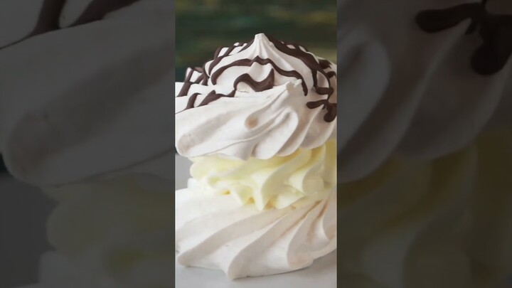 Baked Alaska: A Dessert Marvel!