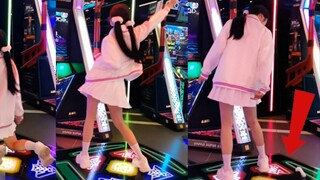 [E Dance to Fame] Social Death! Dancing with Twin Ponytails Until the Ponytails Disappear