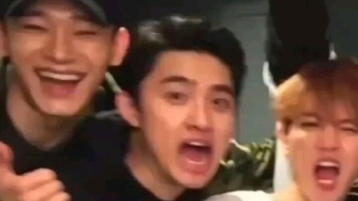 【EXO】An audacious lead-vocal lineup—every time these guys open their mouths, it’s pure virtuosity. T