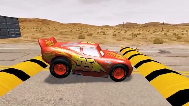 Flatbed Truck Mcqueen  _ Transportation with Truck - Pothole vs Car _436 - BeamN