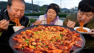 숯불 지코바 치킨을 솥뚜껑에 직접 만들어 먹방!! 라면사리, 떡사리까지~ (Charcoal Grilled Chicken) 요리&먹방!! - Mukbang eating show