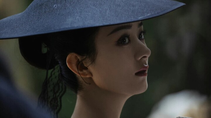 Aura wajah kiri dan kanan Zhao Liying benar‑benar berbeda: sisi kiri lembut dan imut, sisi kanan din