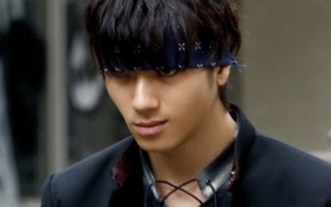 【Yamada Yuki】Fighting role mix, bad professional