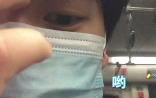 เจอพี่ชายขี้เซาบนรถไฟใต้ดิน ฮ่าๆๆๆๆๆๆๆๆๆ