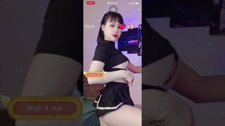 Bigo live - Extremely hot sexy dance of BIGO idol ID vybaby6996