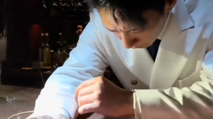 أقوى ساقي في اليابان، يتقن المهارات ببراعة!