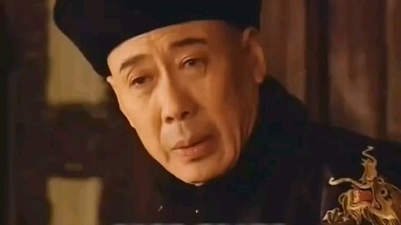 เฉียนหลงใช้จ่ายสุรุ่ยสุร่าย คิดว่าตัวเองเหมาะสมจะเป็นฮ่องเต้มากกว่าองค์ฮ่องเต้หย่งเจิ้งผู้เป็นพระราช