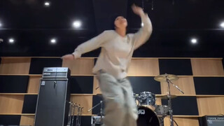 【原创编舞】不是所有的含胸驼背都叫updown（狗头）丨编舞Hasumi丨BGM: boyfriend