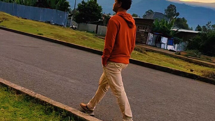 Ethio Holiday walk
