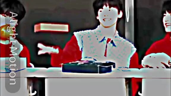 cục rạch vào tay Hàng Ca là bt bay liền :)))