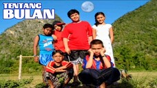 Tentang Bulan 2006