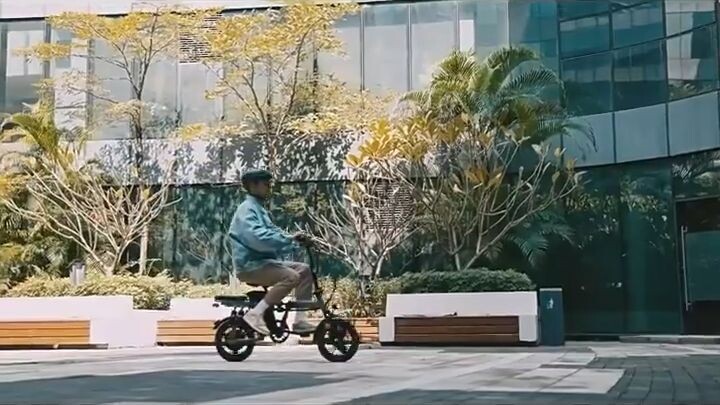 โต๊ะไฟฟ้าแบบพับได้ 500W นาฬิกาไกล 80KM พรมไฟฟ้า electric bike แบตเตอรี่ 48V20Ah ล้อ14 นิ้ว