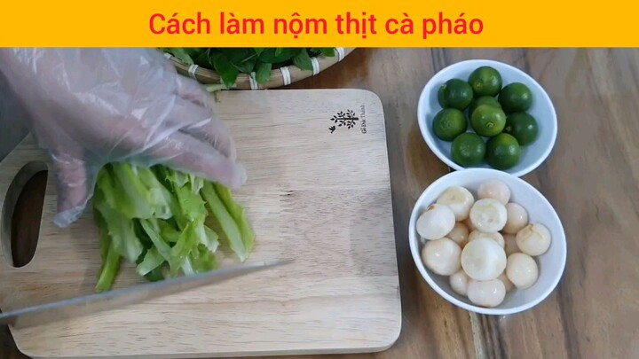 Làm gỏi cà pháo