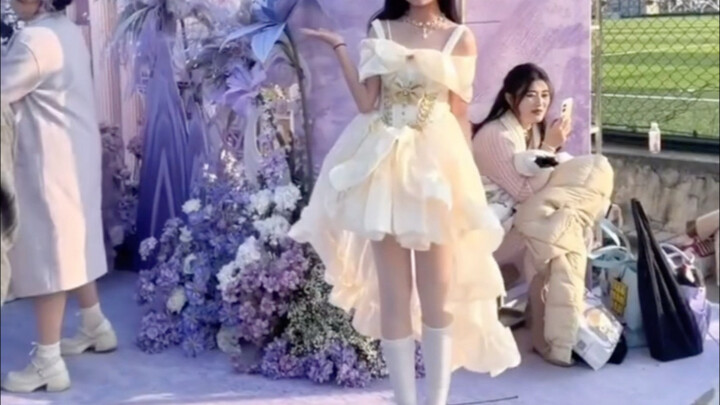 Sister Rong and Brother Tang’s 2025 Year-End Recap – So Heartwarming!