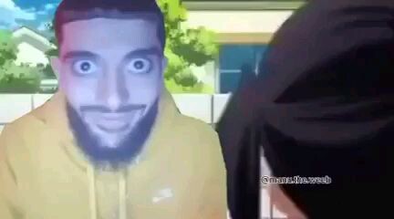 đừng nhìn tôi :'(