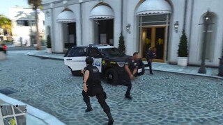 GTA 5 Cướp Tiệm Vàng Giữa Ban Ngày Và Cái kết Khi Gặp Anh Cảnh Sát Ngáo Ngơ ...