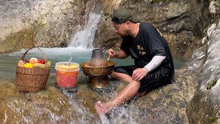 Segarkan diri di musim panas, nikmati hot pot ikan di kolam renang alami di samping rumah Anda