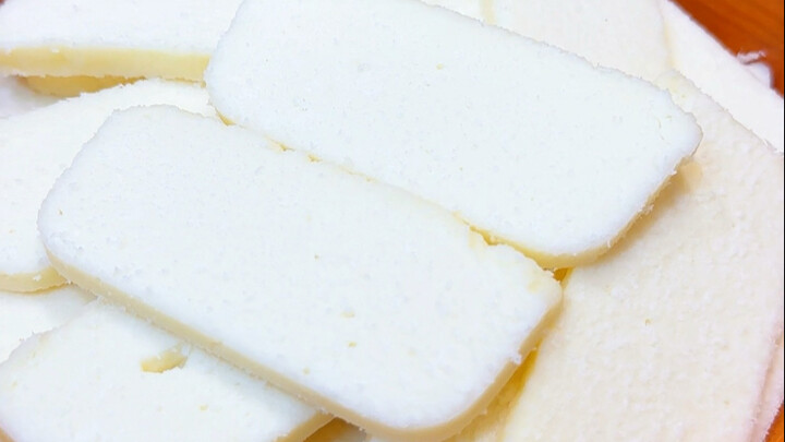 Too bad you're not a resident of Inner Mongolia—you wouldn't know how delicious freshly made milk cu