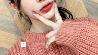 即使戴口罩，也坚持手麦开麦唱跳的女团