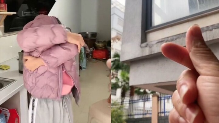 The teacher's overwhelming authority! After Mom found out she’d become neighbors with the class teac